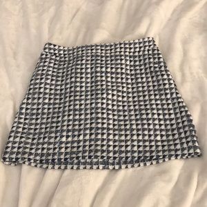 Blue patterned pencil skirt